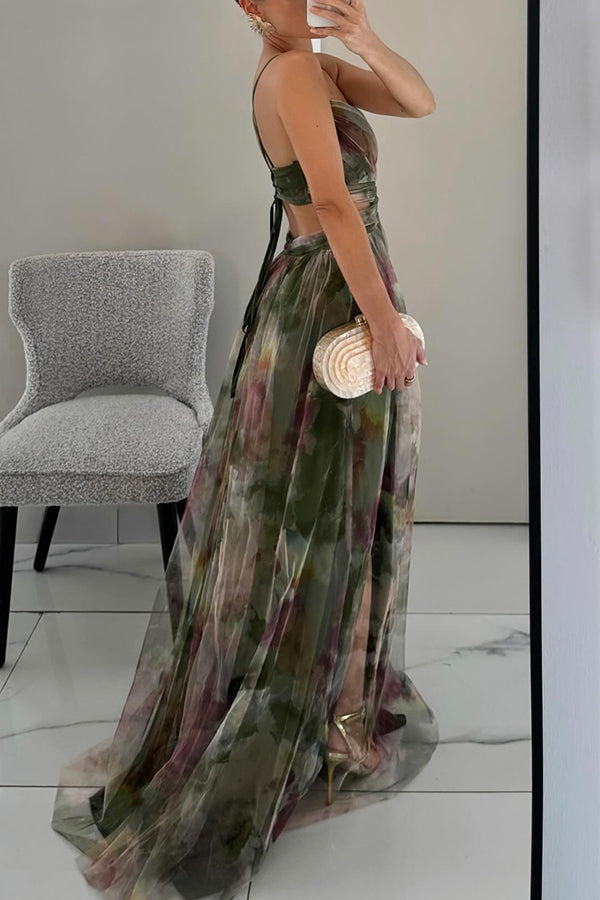 Eirith | Flowing Floral Maxi Dress