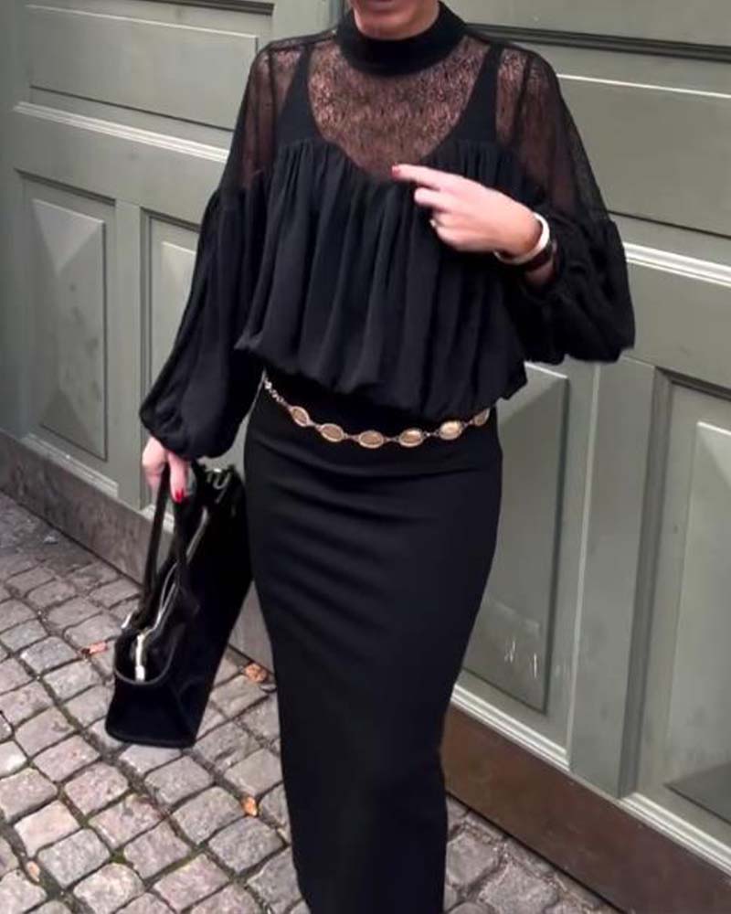Blouse with Loose Fit Batwing Sleeve Design and Elegant Vibe