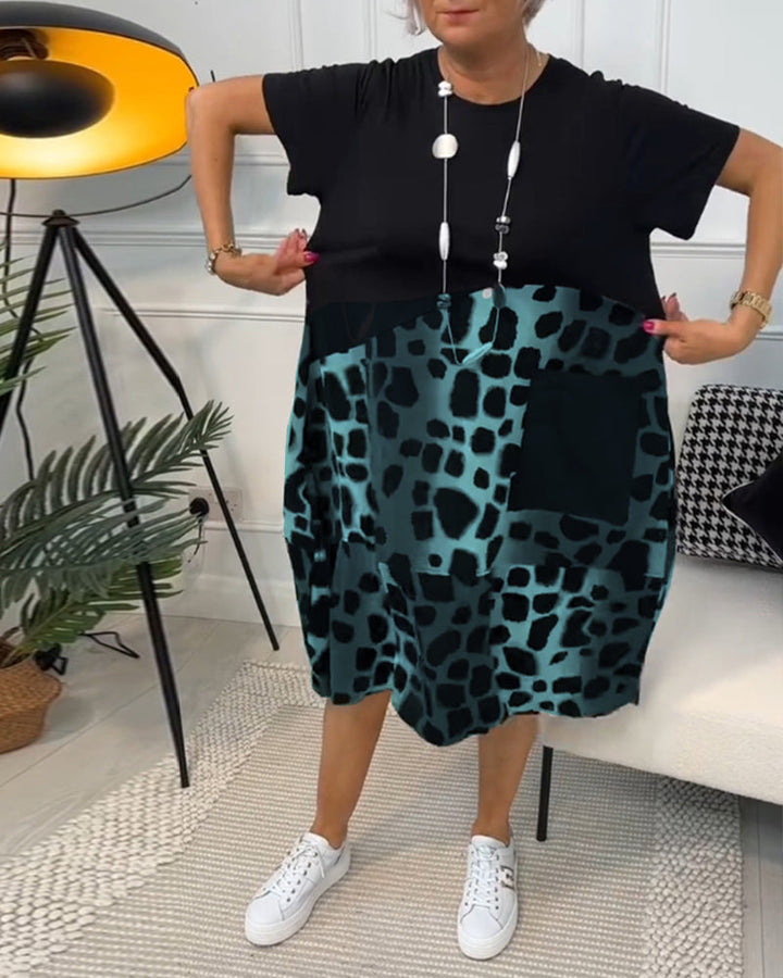 Printed Short Sleeve Dress with Round Neck