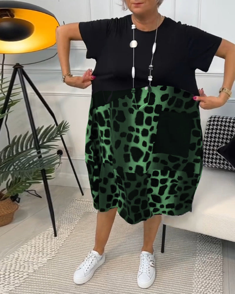 Printed Short Sleeve Dress with Round Neck