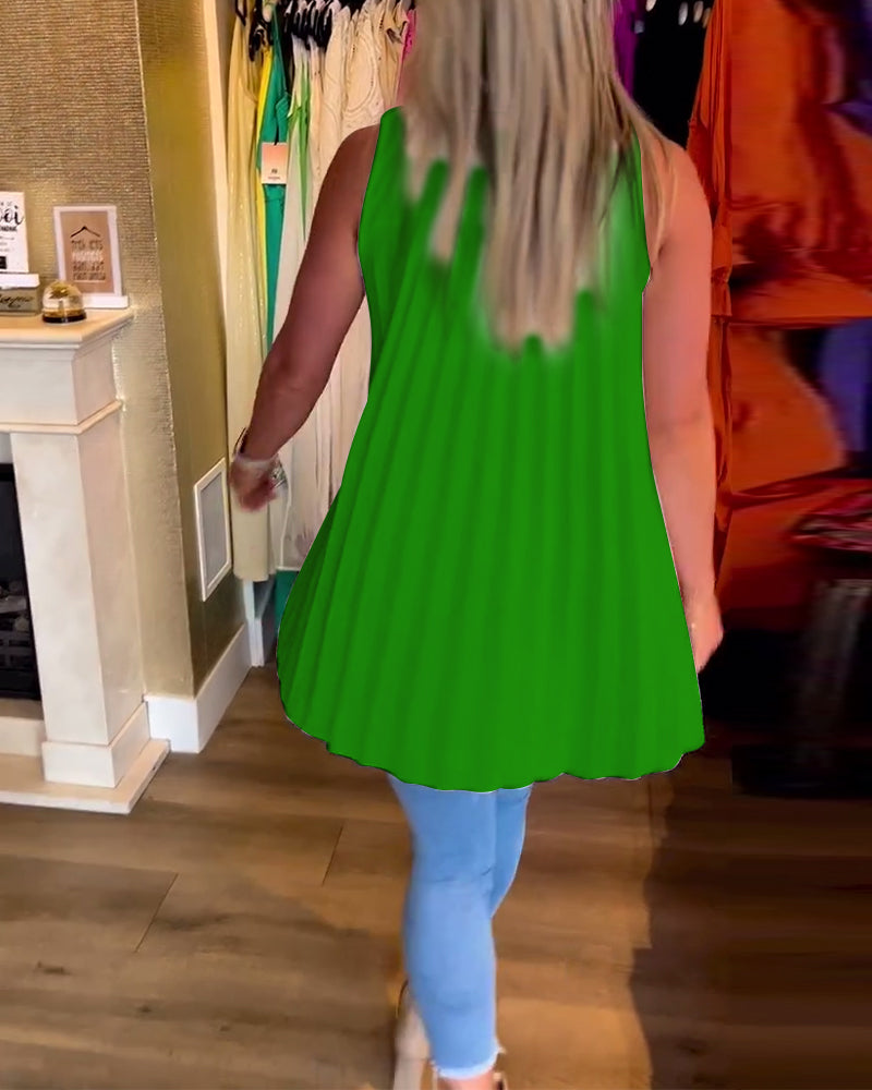 Nina® | Sleeveless top with ruffles and a collar