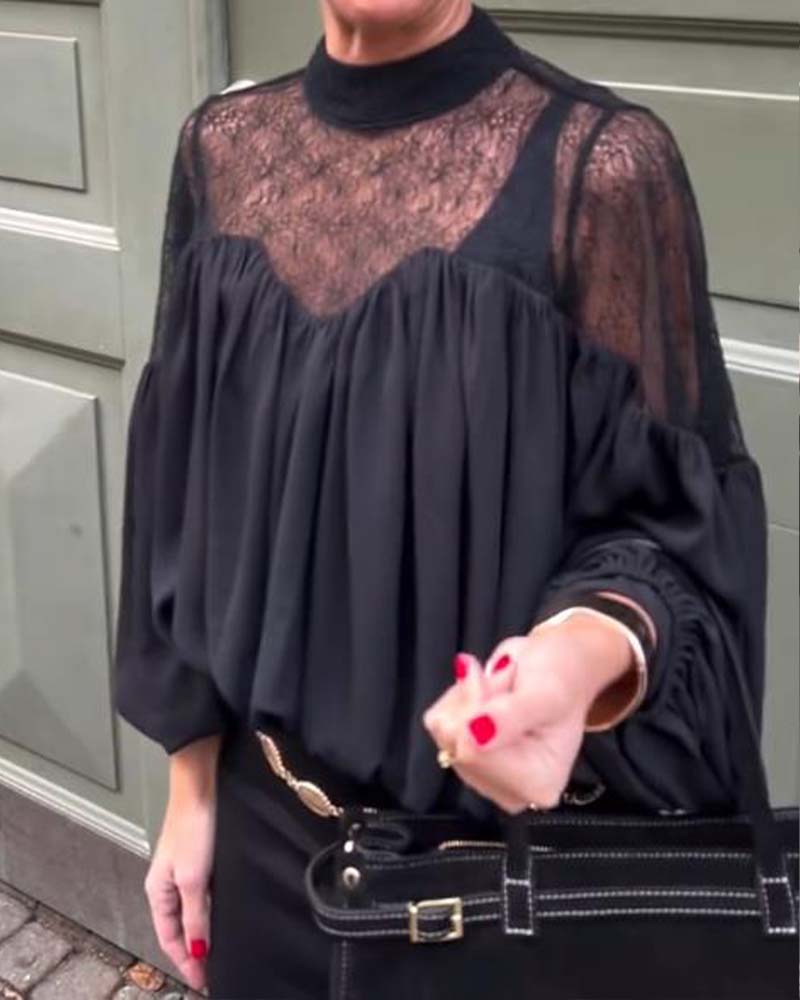 Blouse with Loose Fit Batwing Sleeve Design and Elegant Vibe