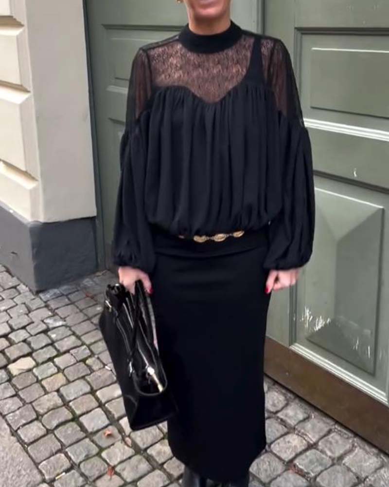 Blouse with Loose Fit Batwing Sleeve Design and Elegant Vibe