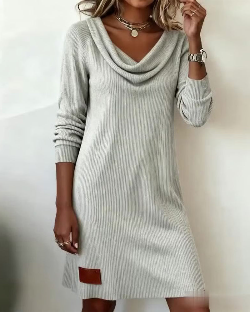 Straight Dress with Long Sleeves and High Collar