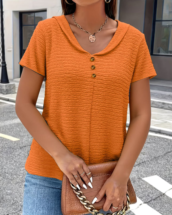 Peter Pan Collar T-Shirt with Three Buttons