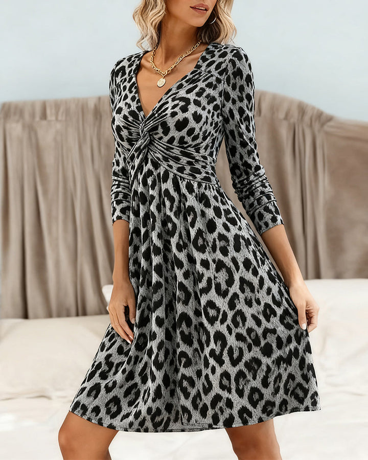 Leopard Print V-Neck Knotted Dress Fashion