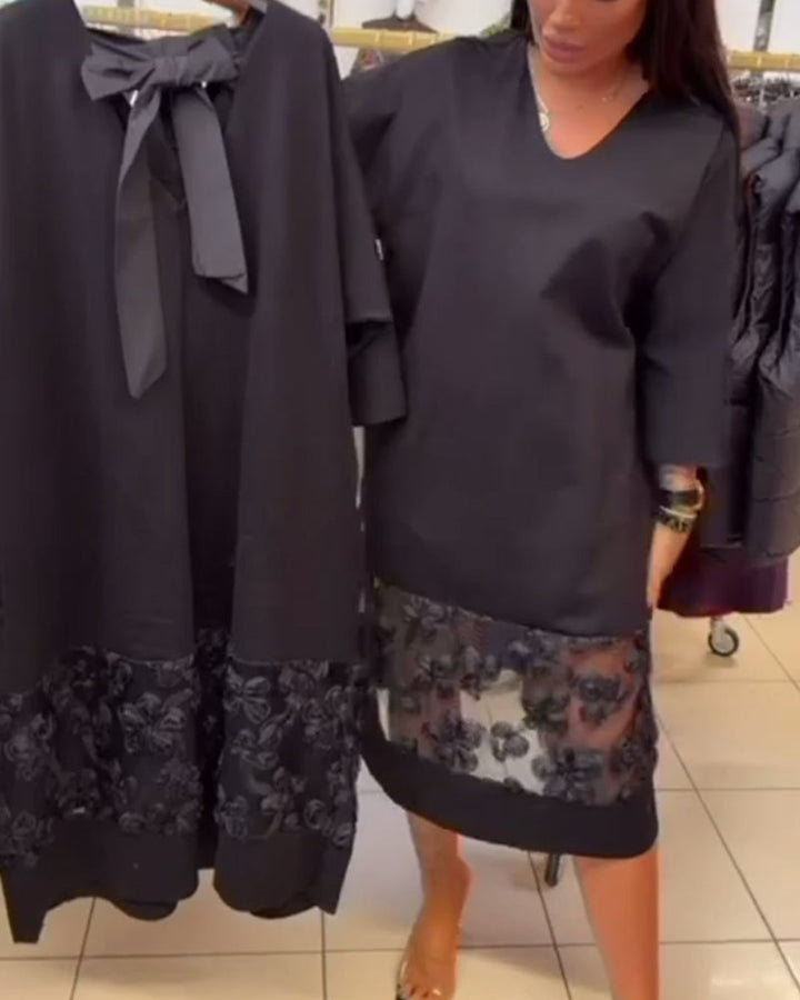 Stylish Dress with Bow at the Back and V-Neck