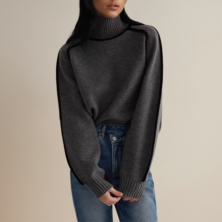 Ava - Luxurious Turtleneck with Contrasting Details