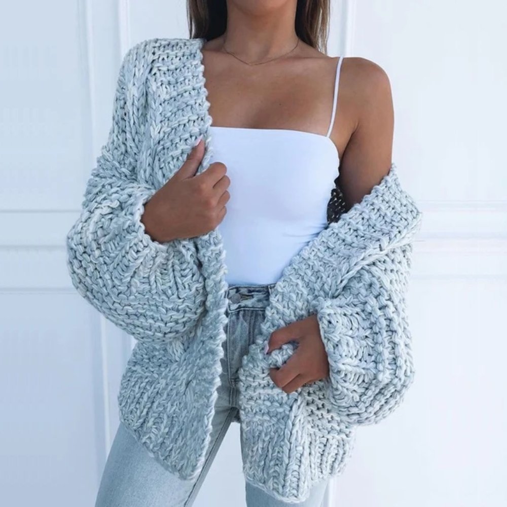 AURAZELYNN – COMFORTABLE CARDIGAN