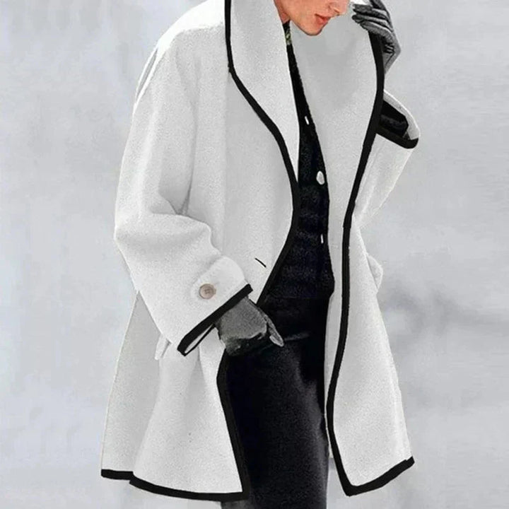 Casey | Elegant Contrast Coat